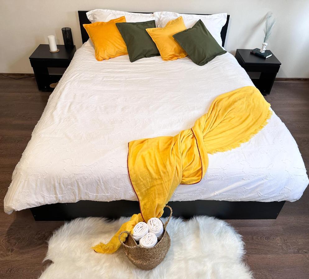 Holiday Apartments Bucureşti Eksteriør bilde